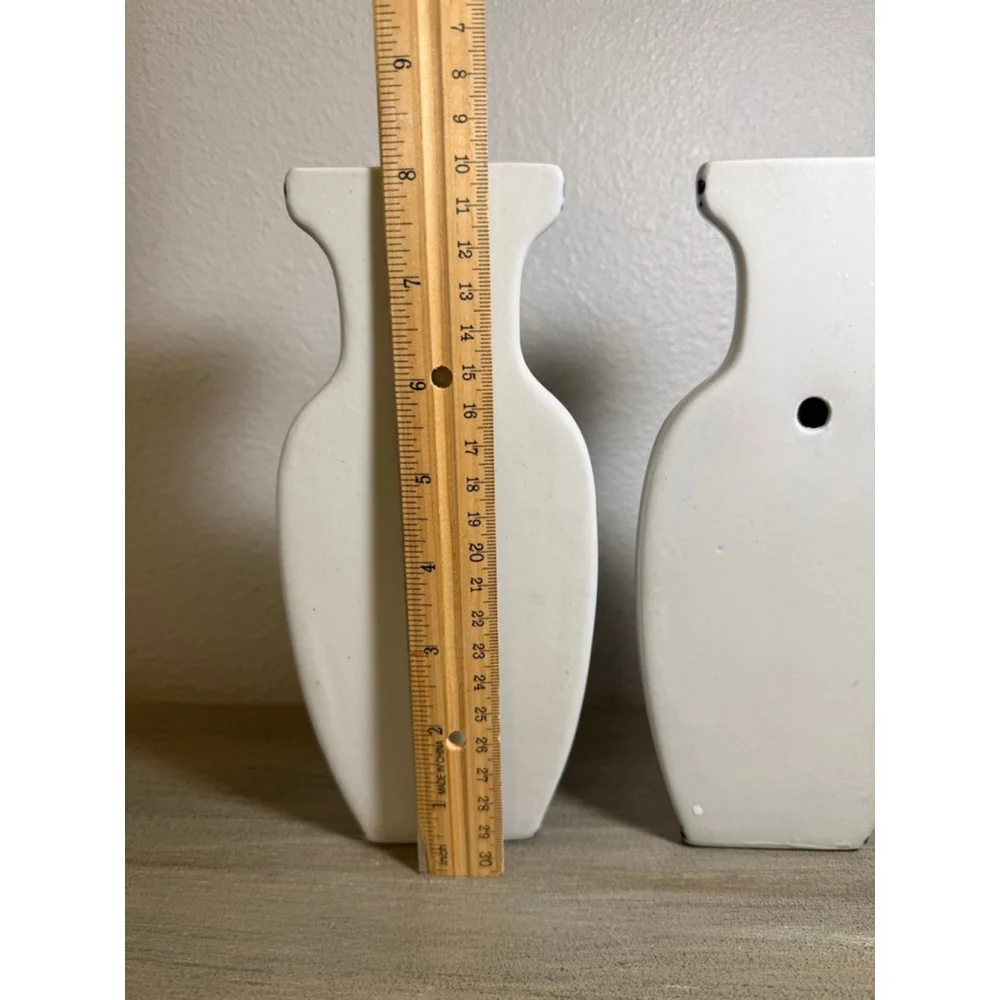 Set of 2 Vintage Blue/White Ceramic Hanging Wall Pocket Vases Chinoiserie style